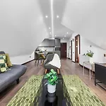 The Green Retreat - Unico Residences